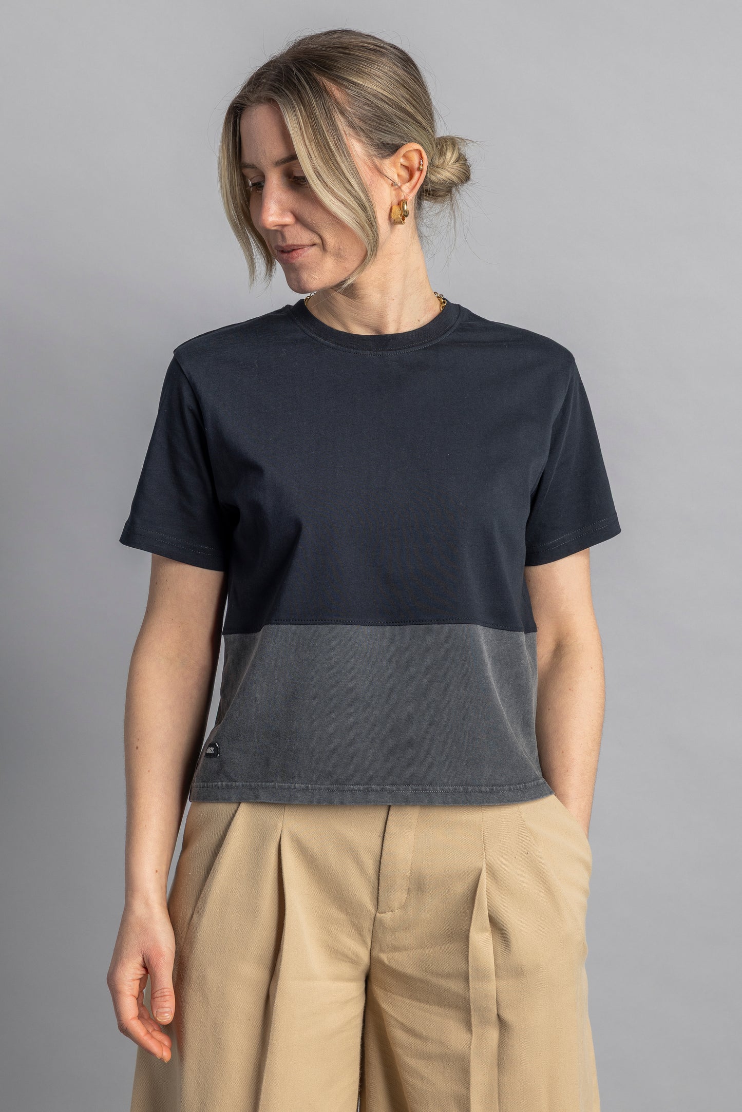 UPCYCLING Cropped T-Shirt Faded Black, S