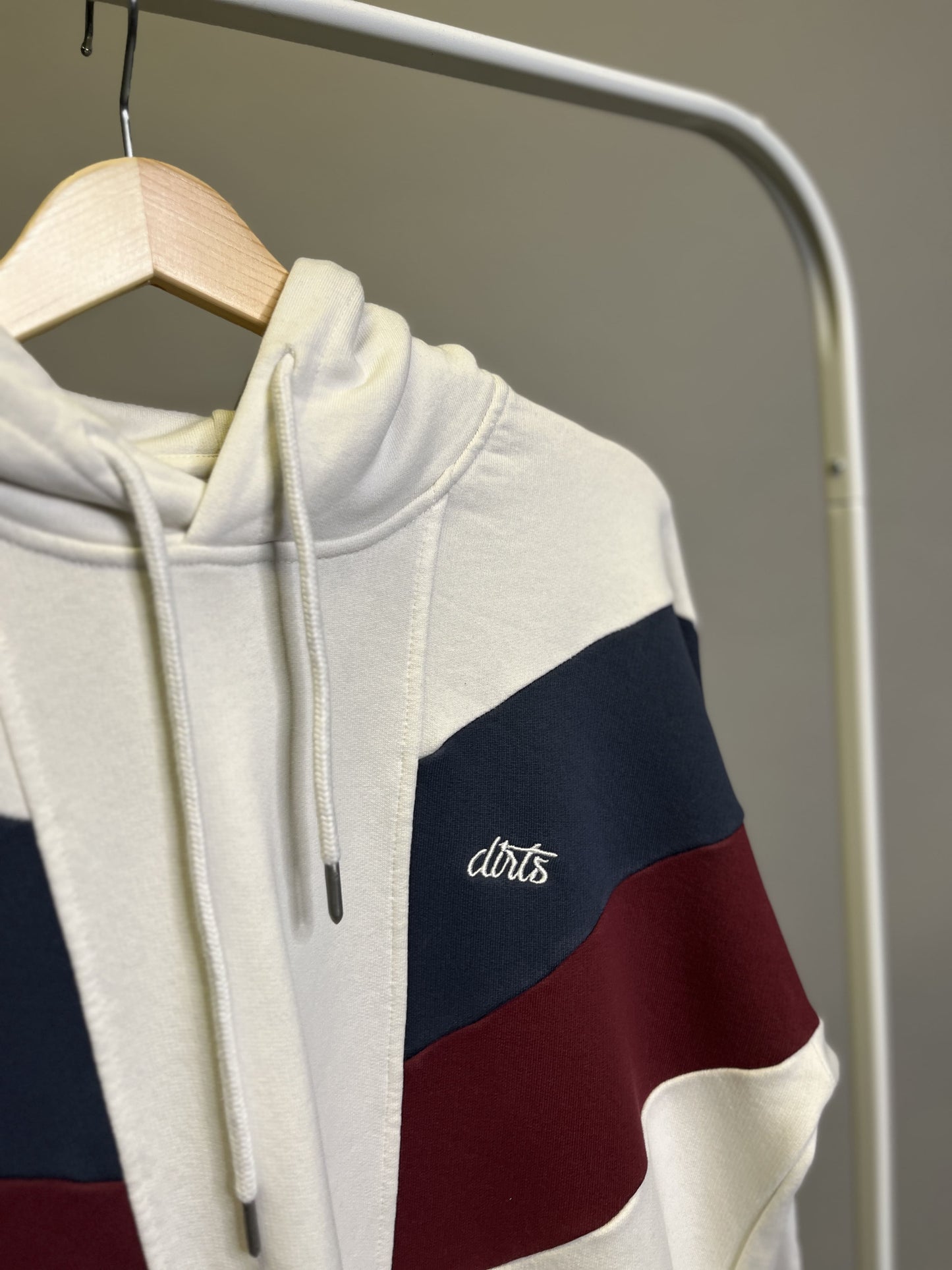 PRE-LOVED Signature Hoodie, L