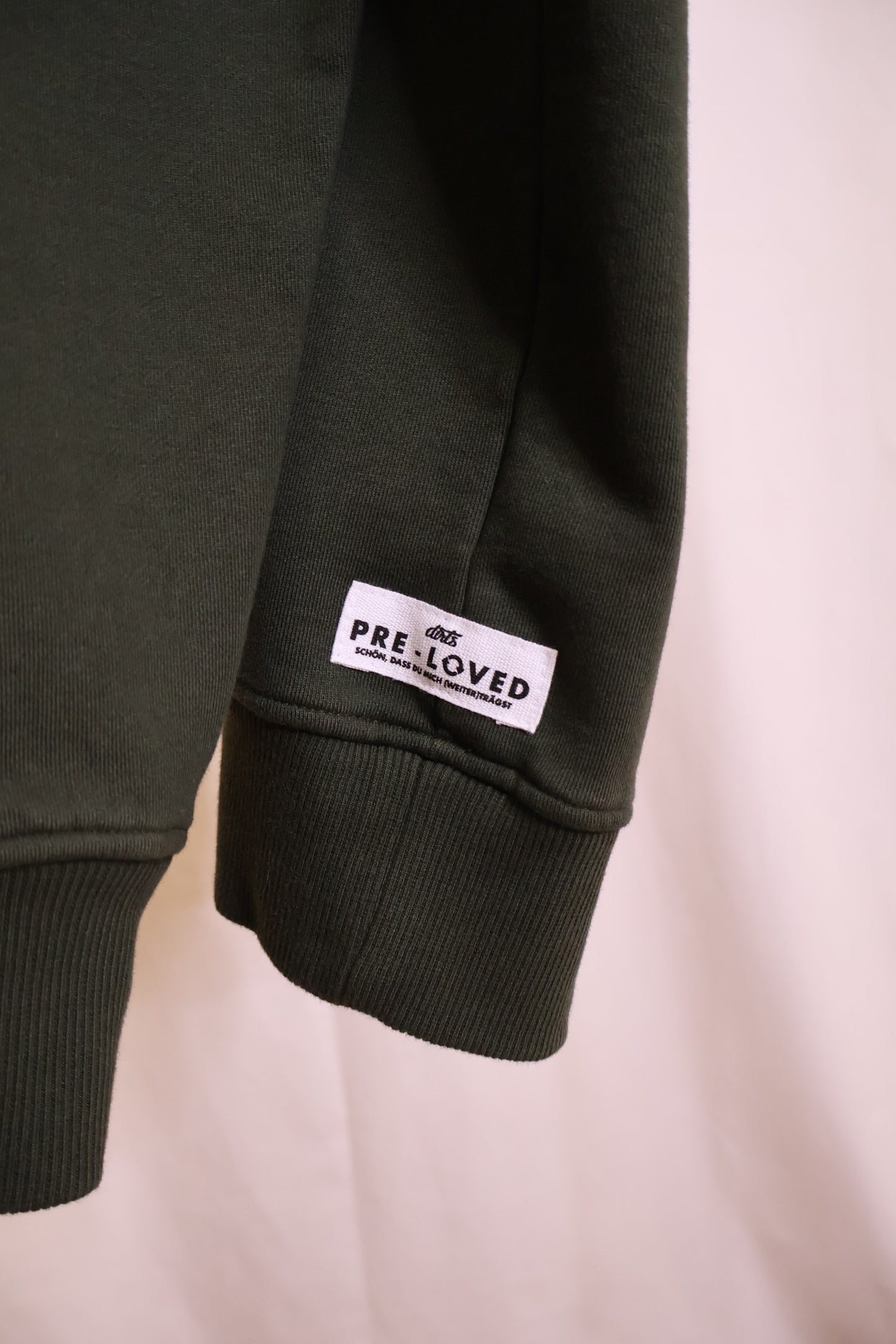 PRE-LOVED Classic Hoodie, L