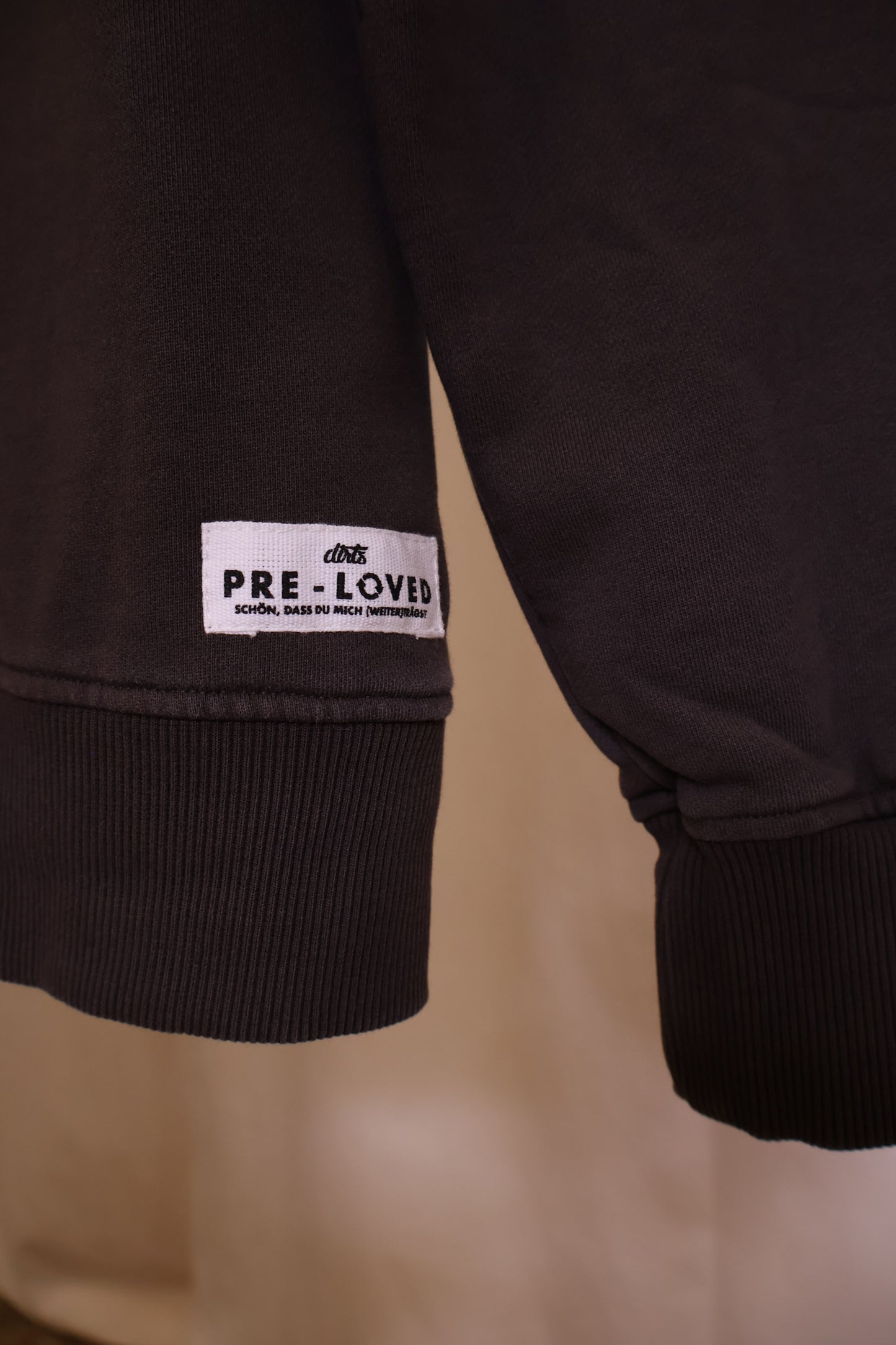 PRE-LOVED Classic Hoodie, S