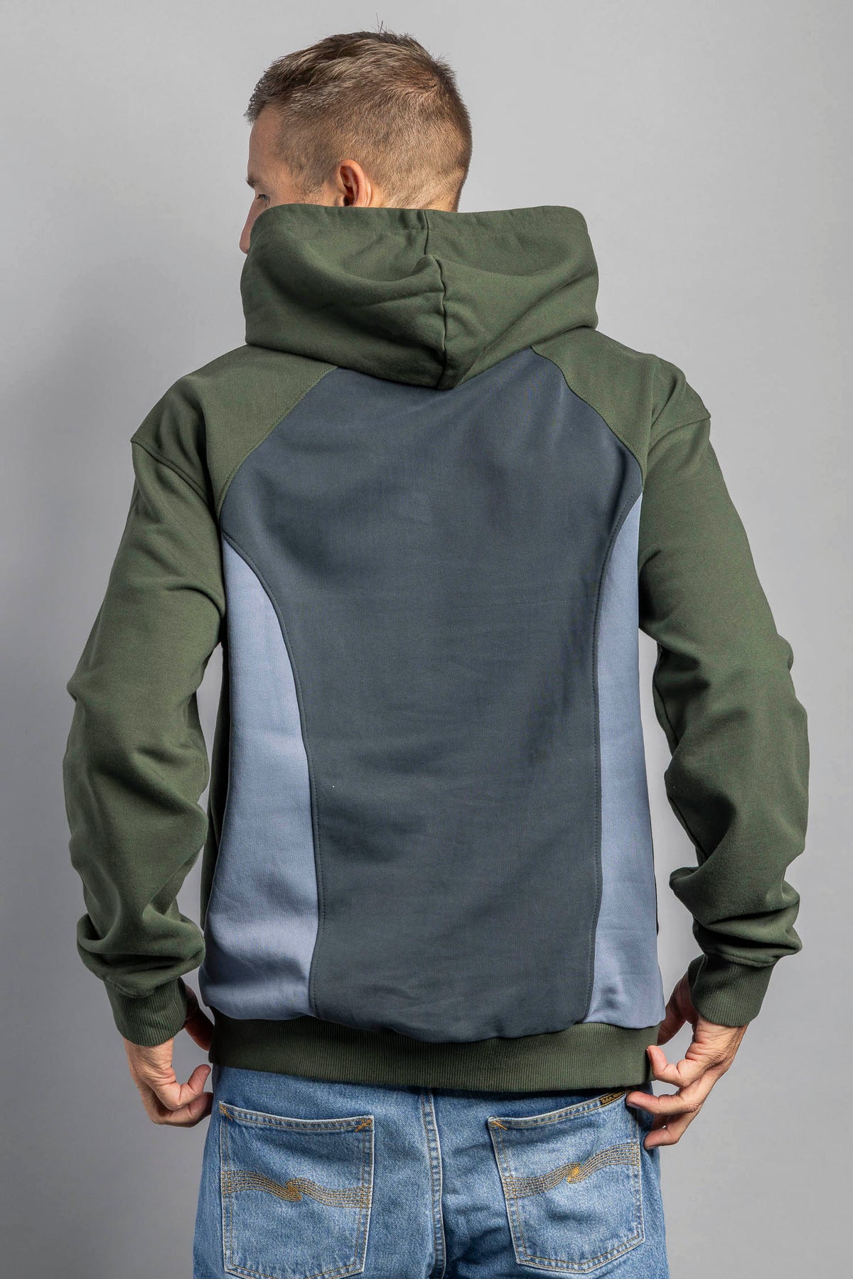 UPCYCLING Hoodie, size M