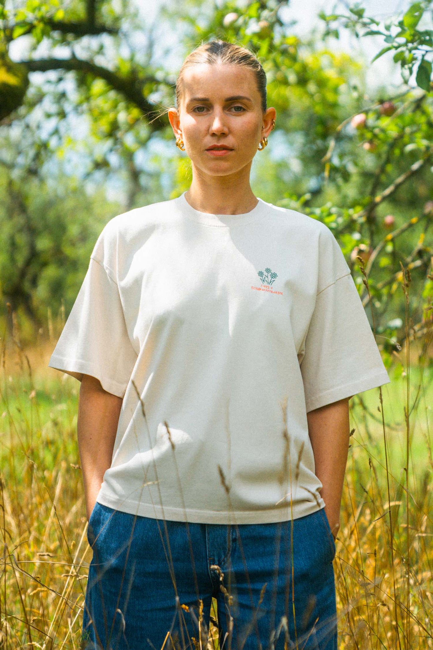 MEADOW WITH LOVE T-Shirt BOXY