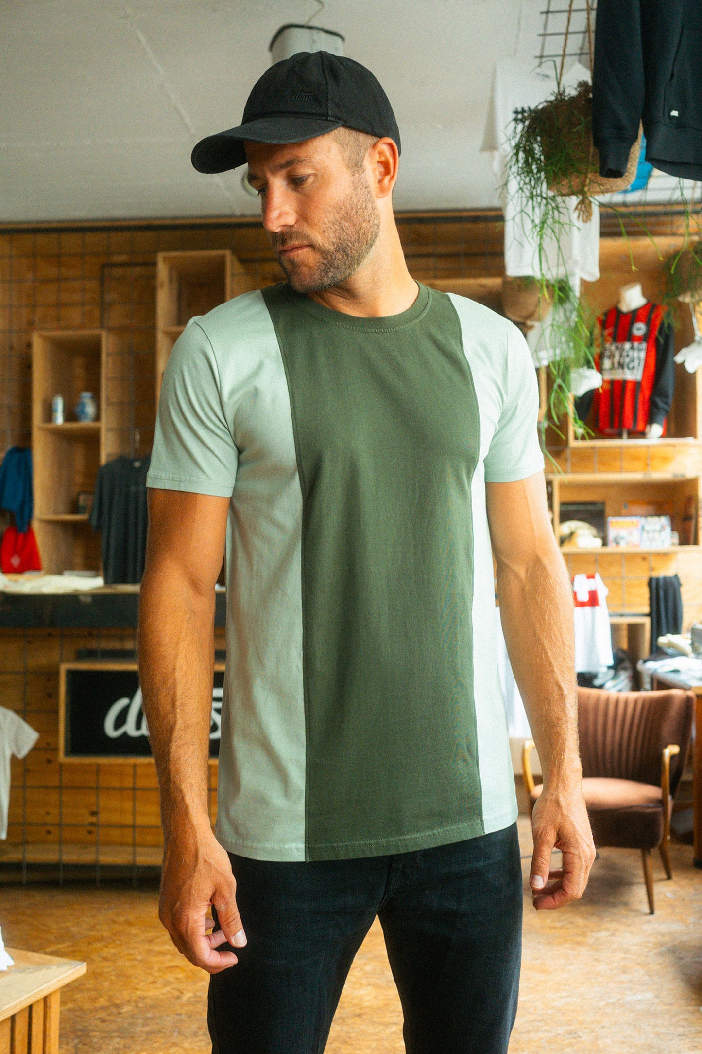 Upcycling Green River T-Shirt Size M