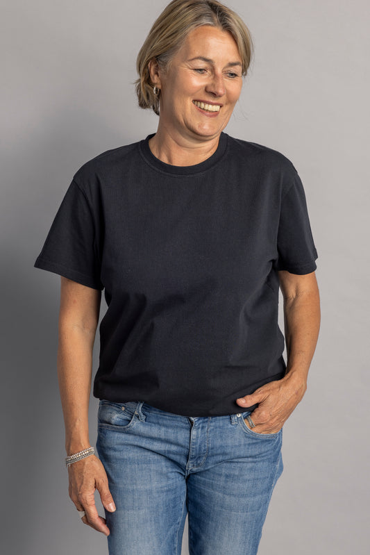 Premium Blank T-Shirt Unisex, Black (XS ONLY)
