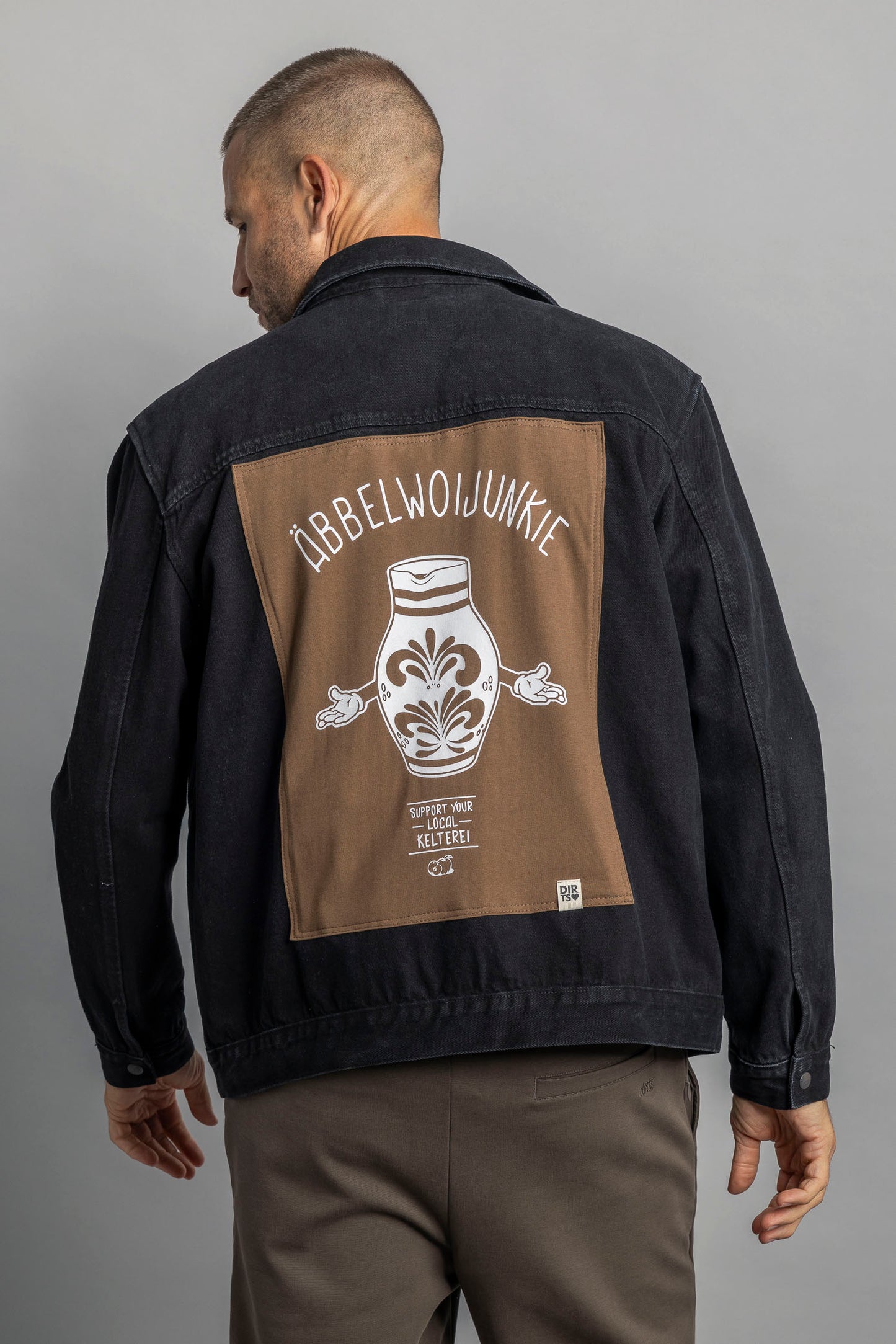 UPCYCLING Denim Jacket "ÄPPELWOIJUNKIE"