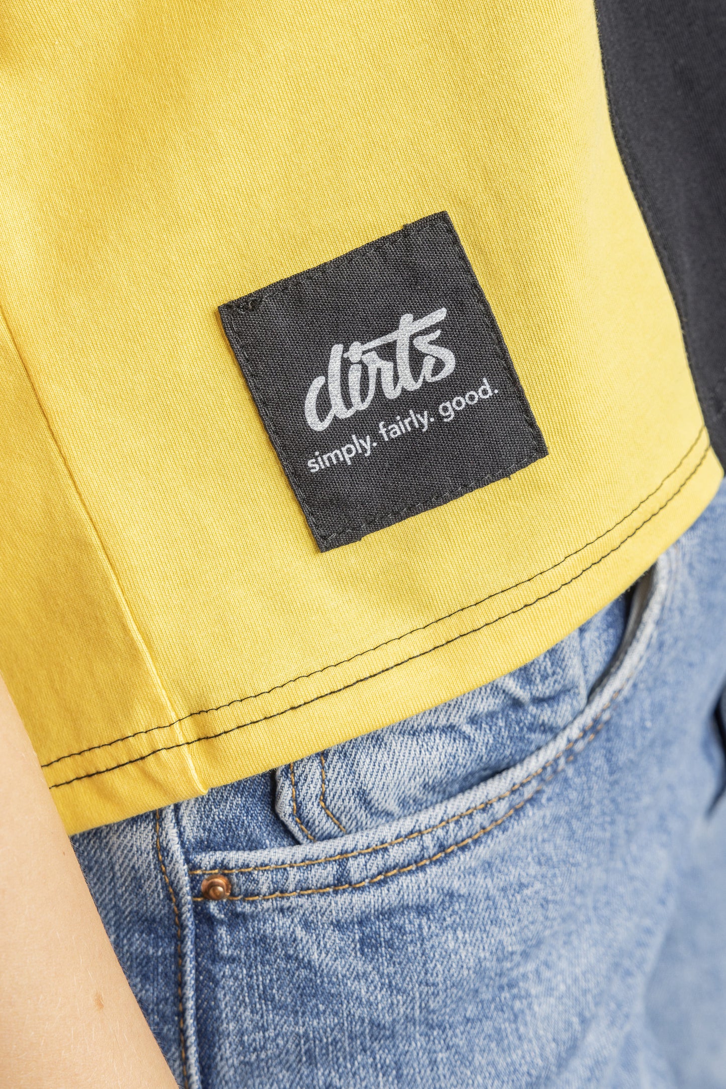 UPCYCLING Cropped T-Shirt Yellow Sleeve, S