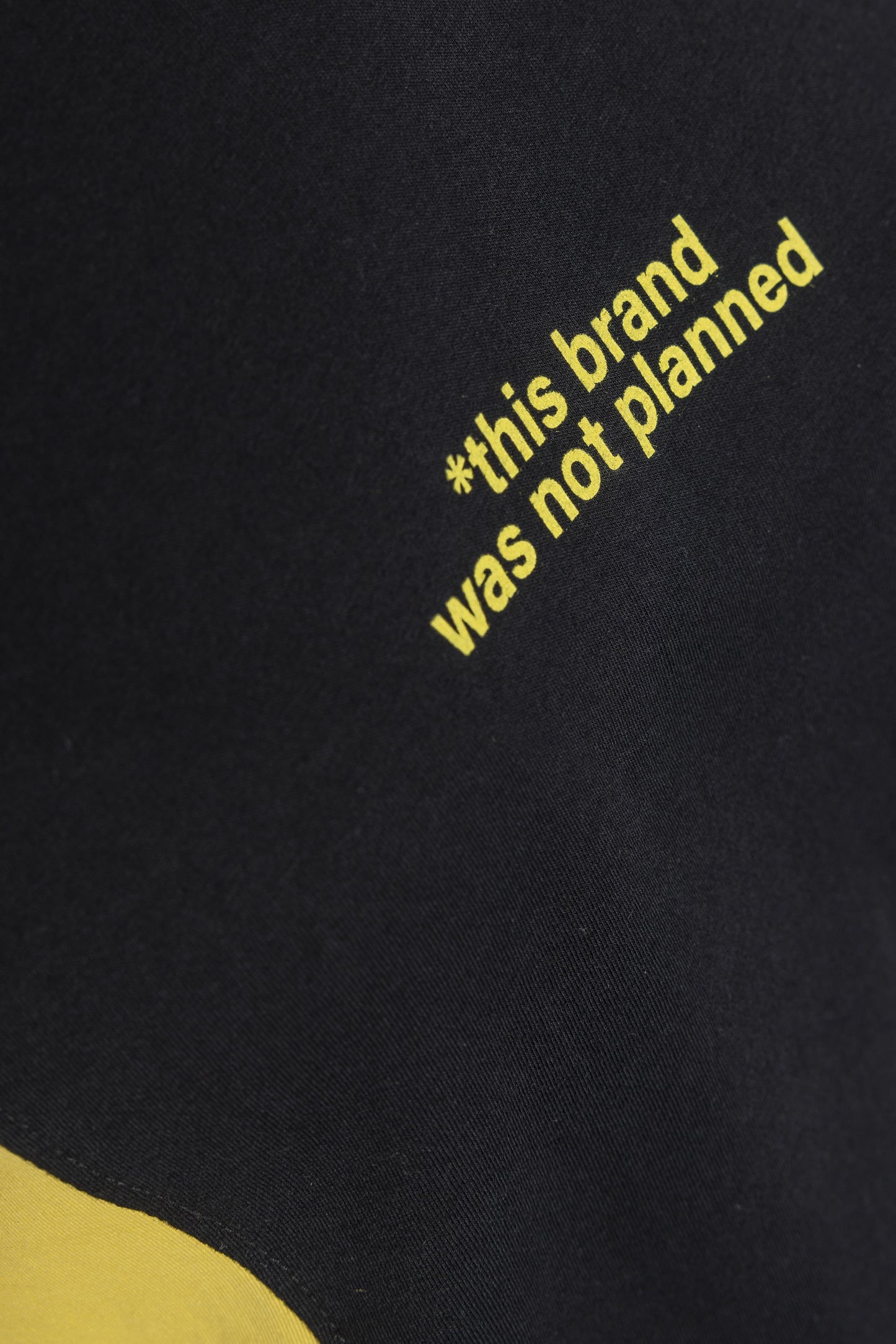 UPCYCLING Cropped T-Shirt Yellow Sleeve, S