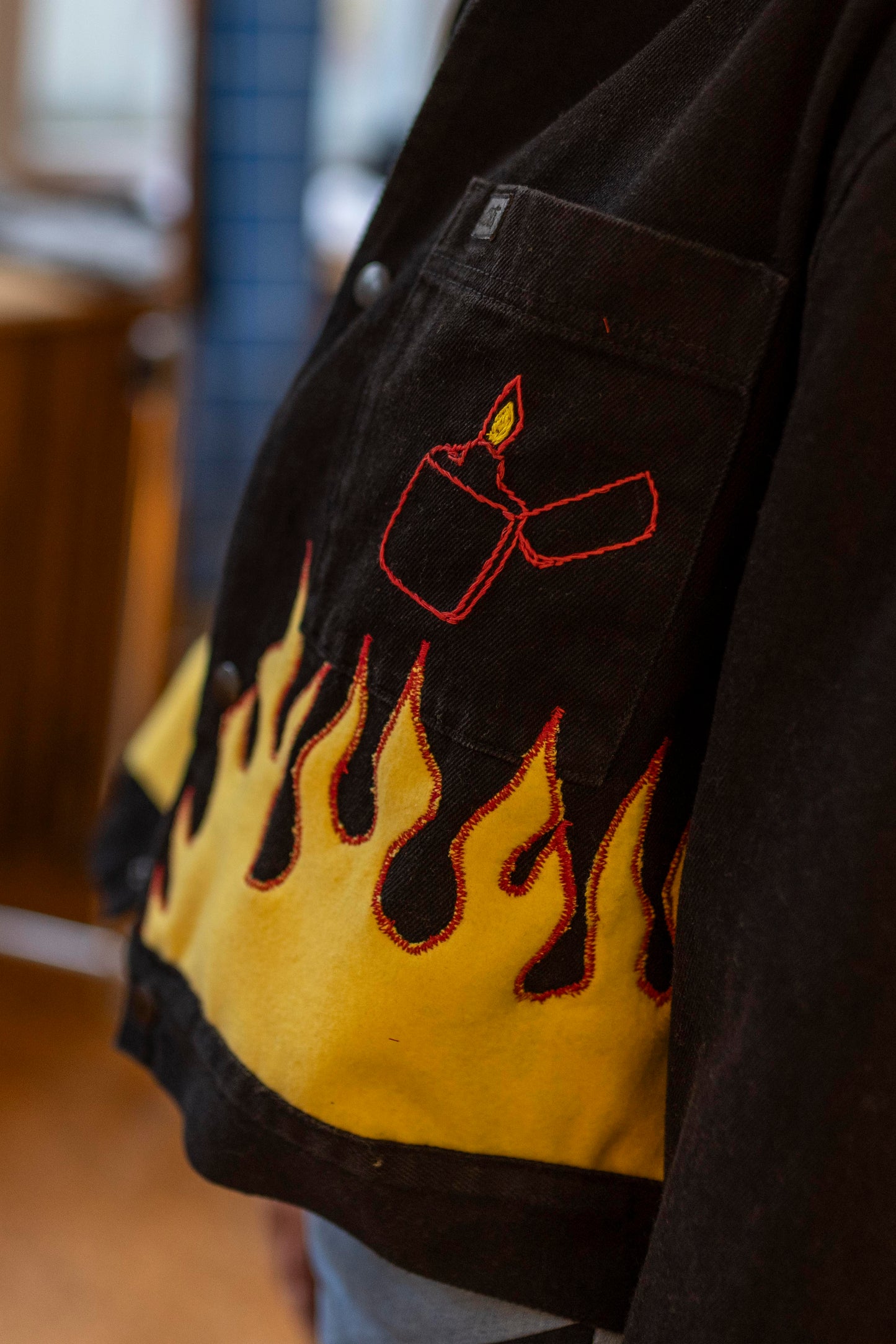 Upcycling Ladies Jeansjacke "Flames"