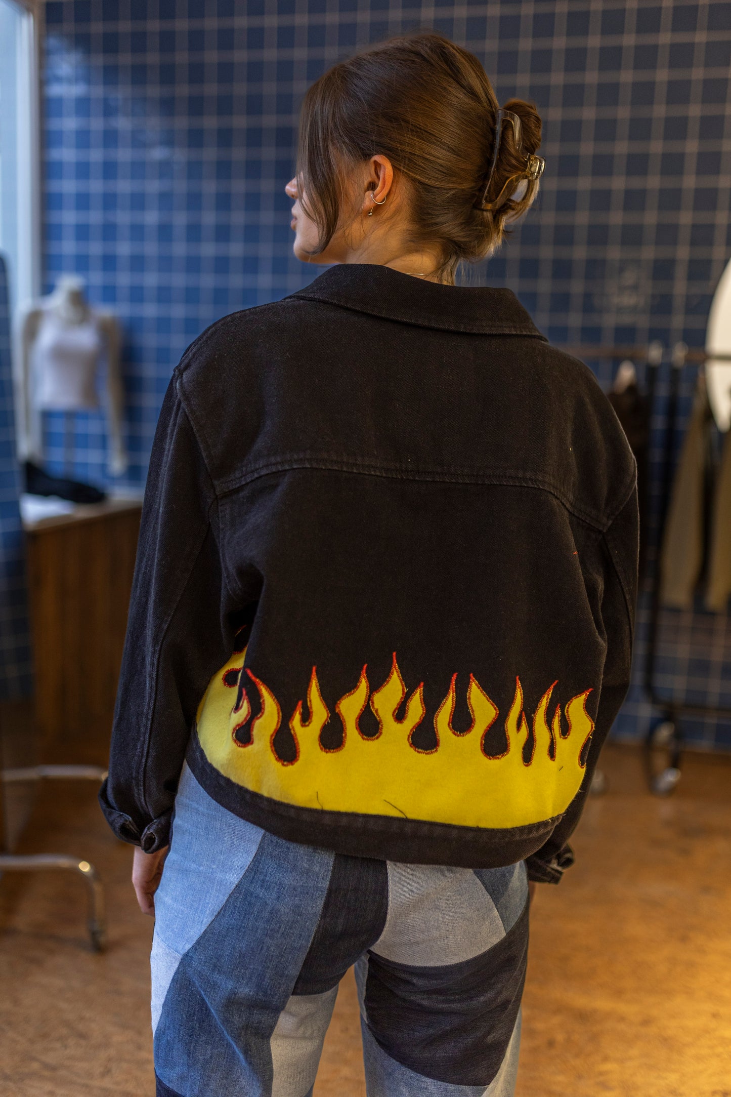 Upcycling Ladies Jeansjacke "Flames"