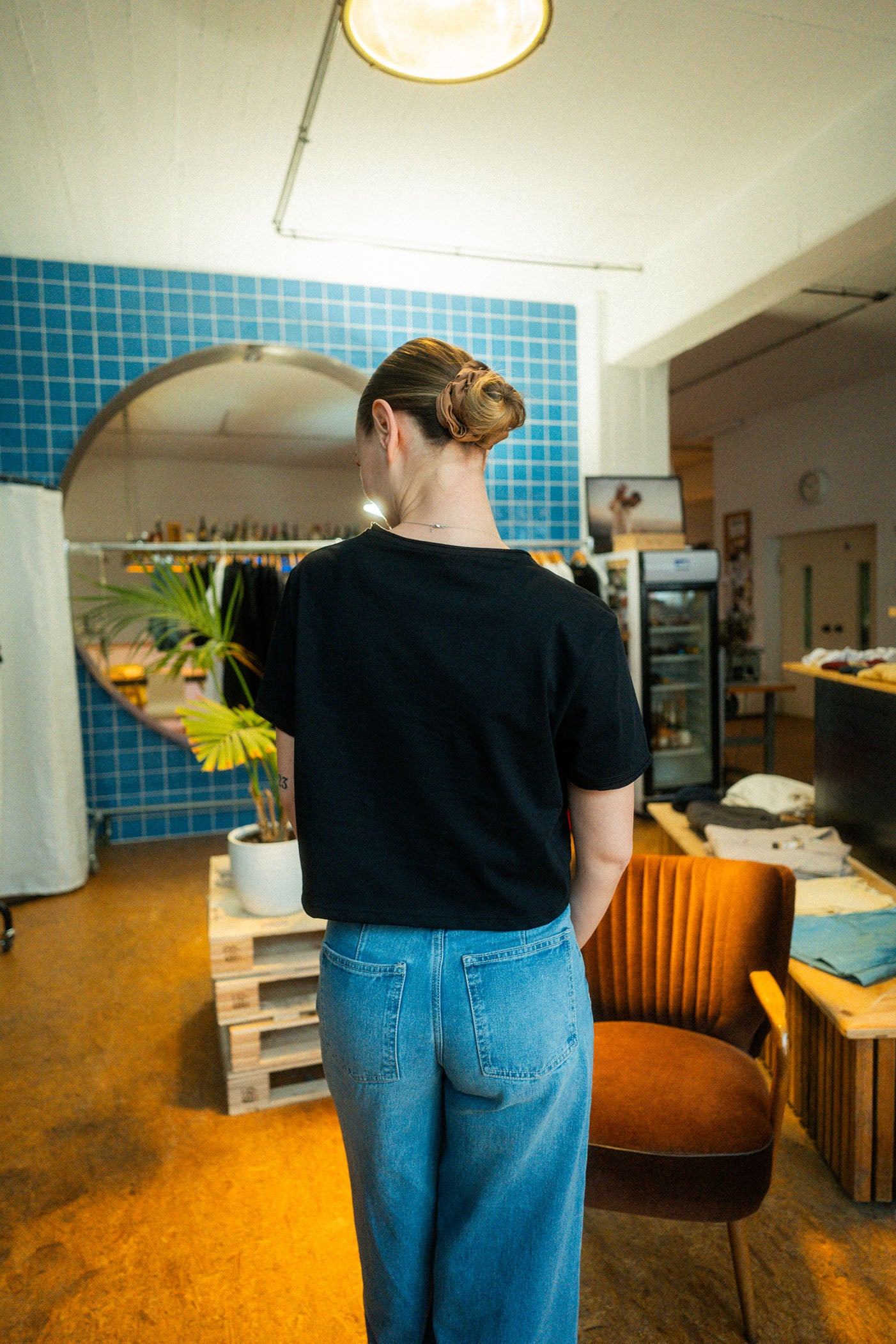 UPCYCLING Cropped Logo T-Shirt Black