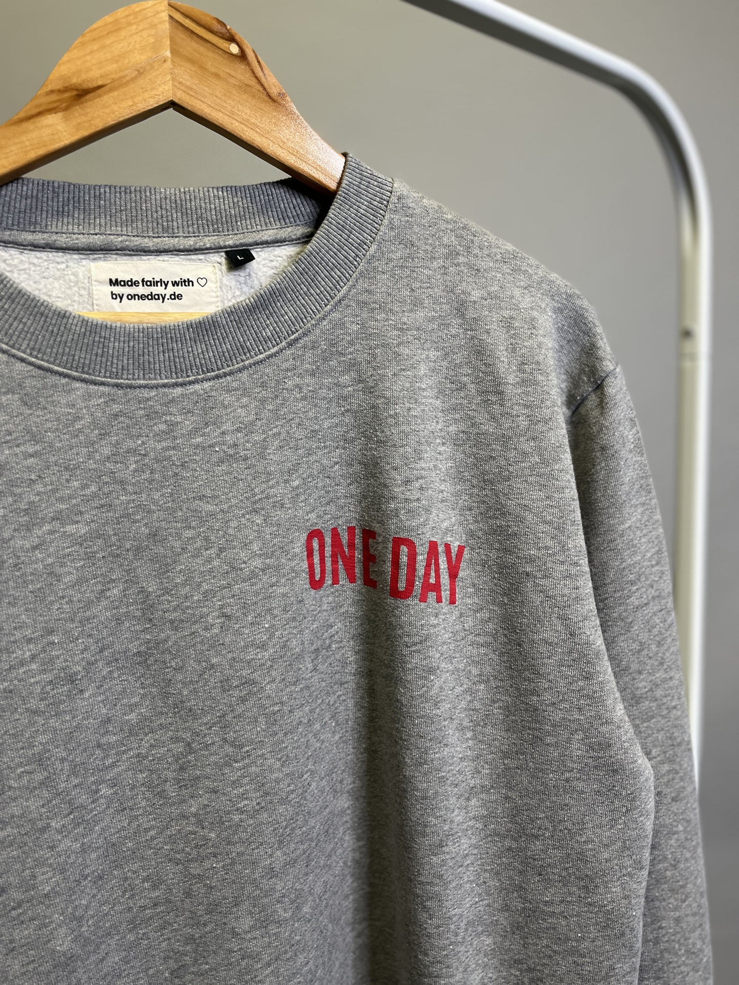 PRE-LOVED One Day x Dirts Badass Sweatshirt, L