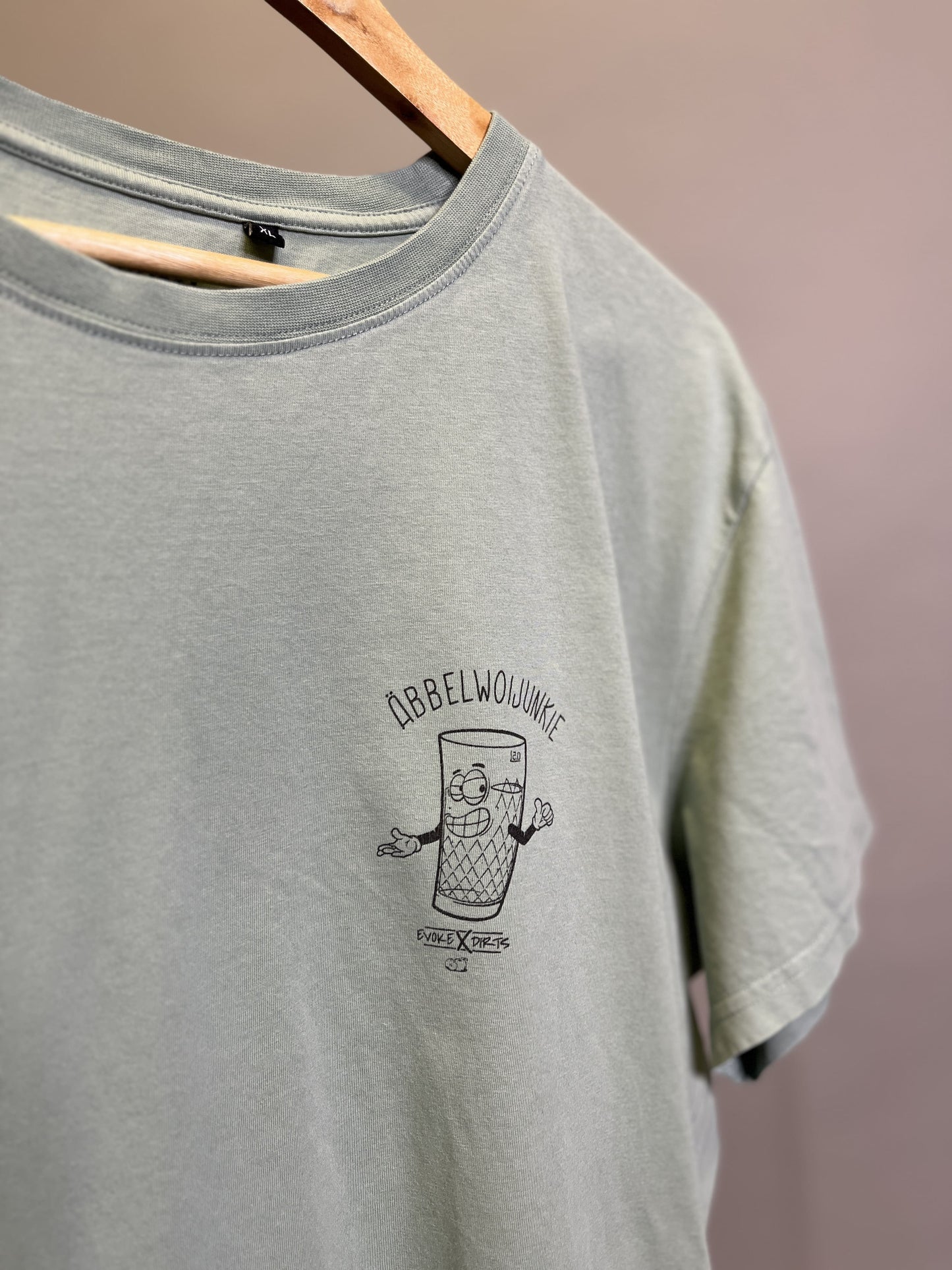 PRE-LOVED Äppelwoi T-Shirt, XL