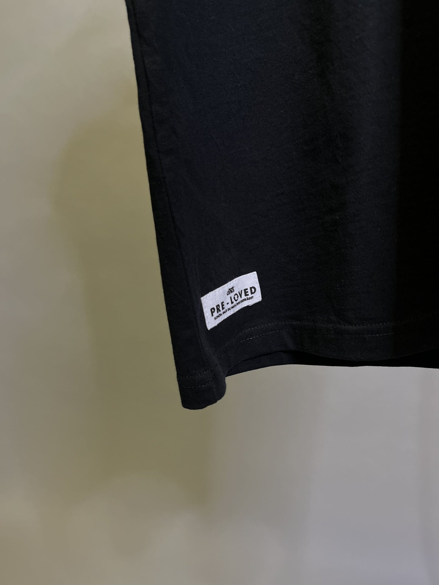 PRE-LOVED Rainbow T-Shirt, XS