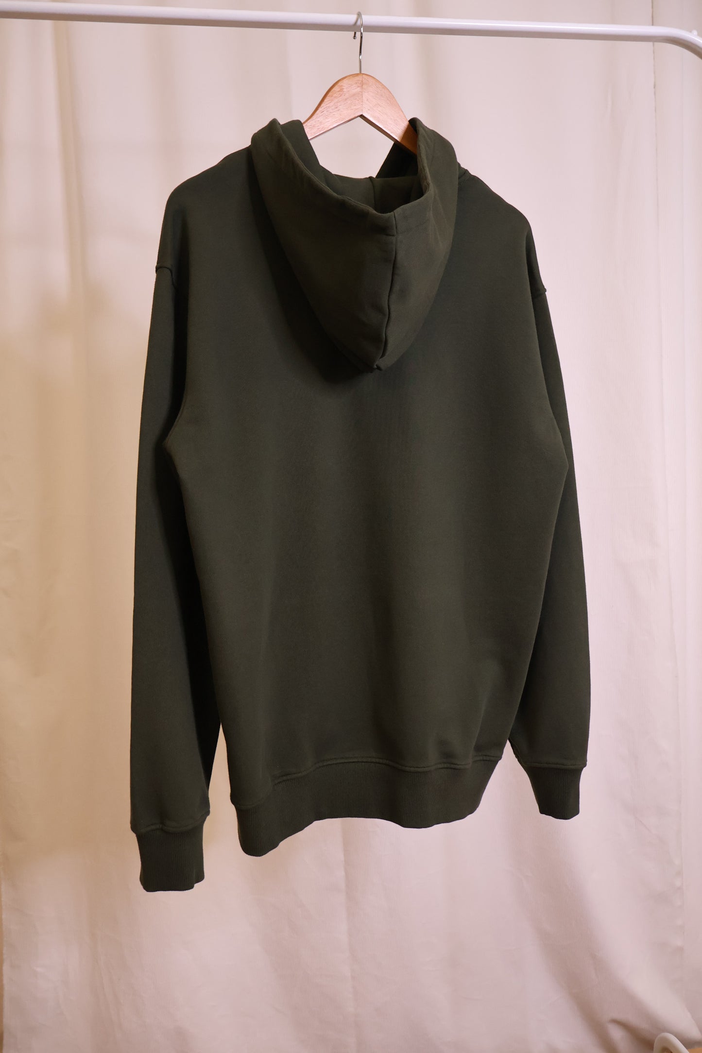 PRE-LOVED Classic Hoodie, L