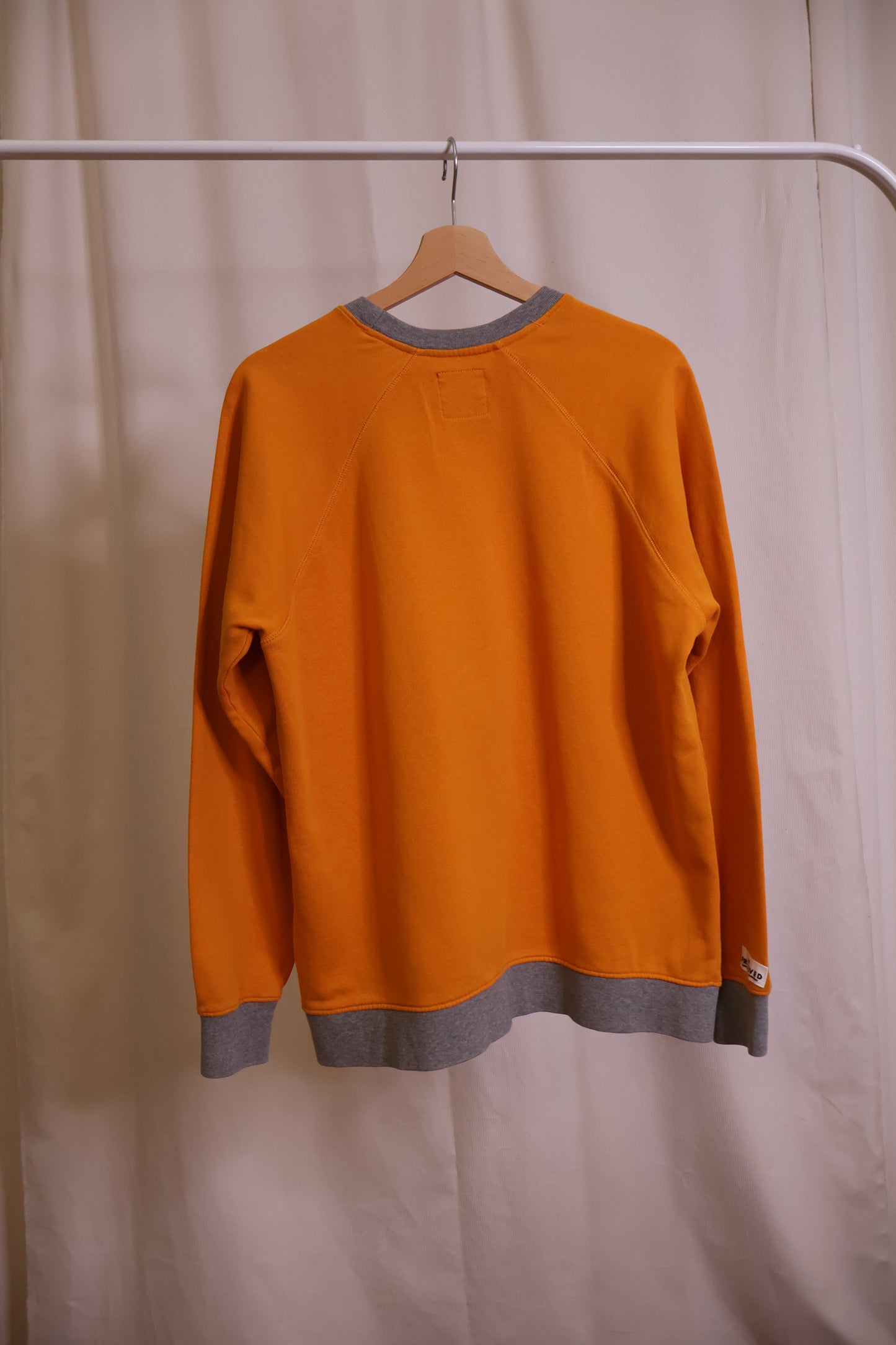 PRE-LOVED Color Block Raglan, S