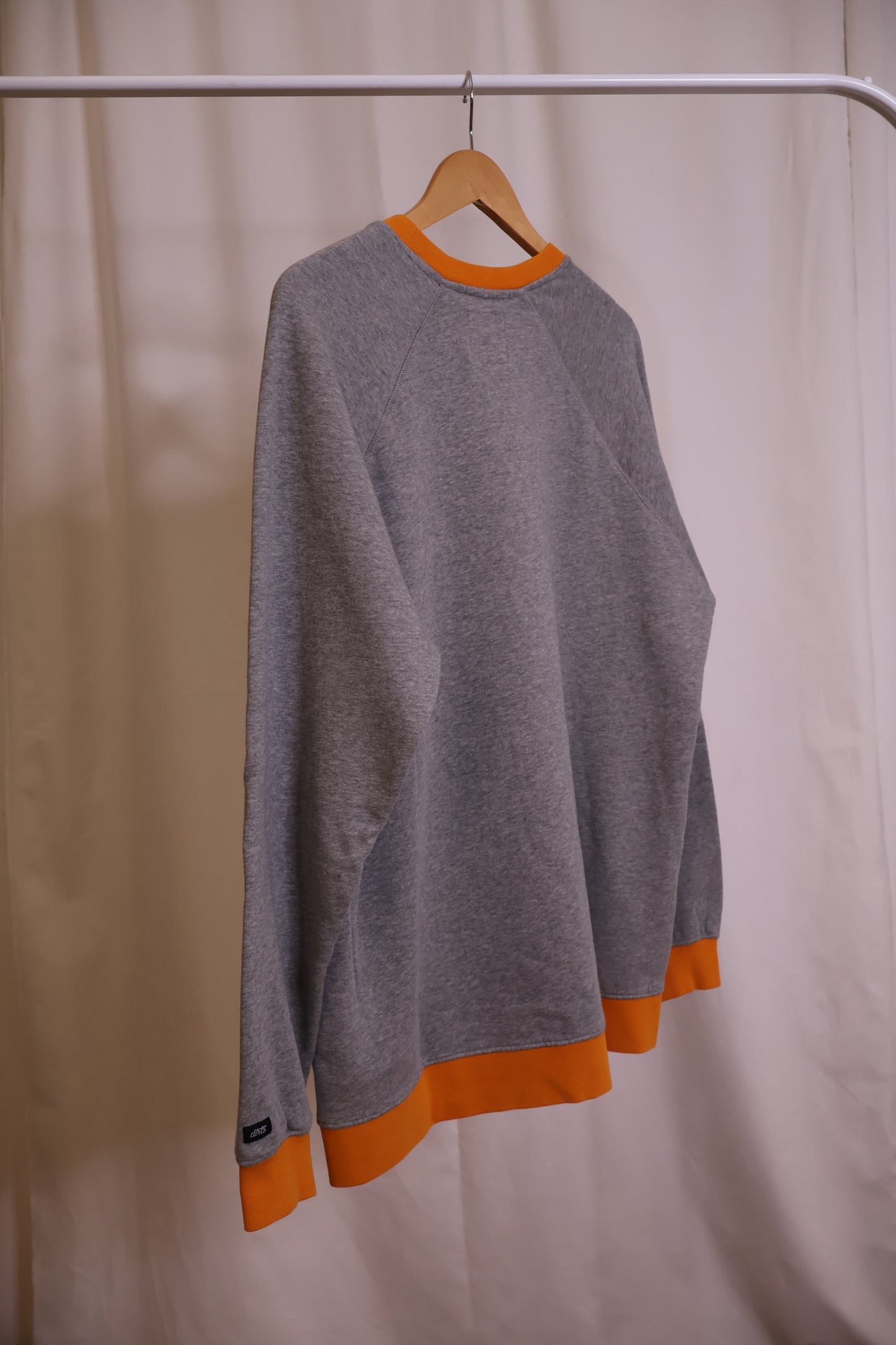 PRE-LOVED Color Block Raglan, XL