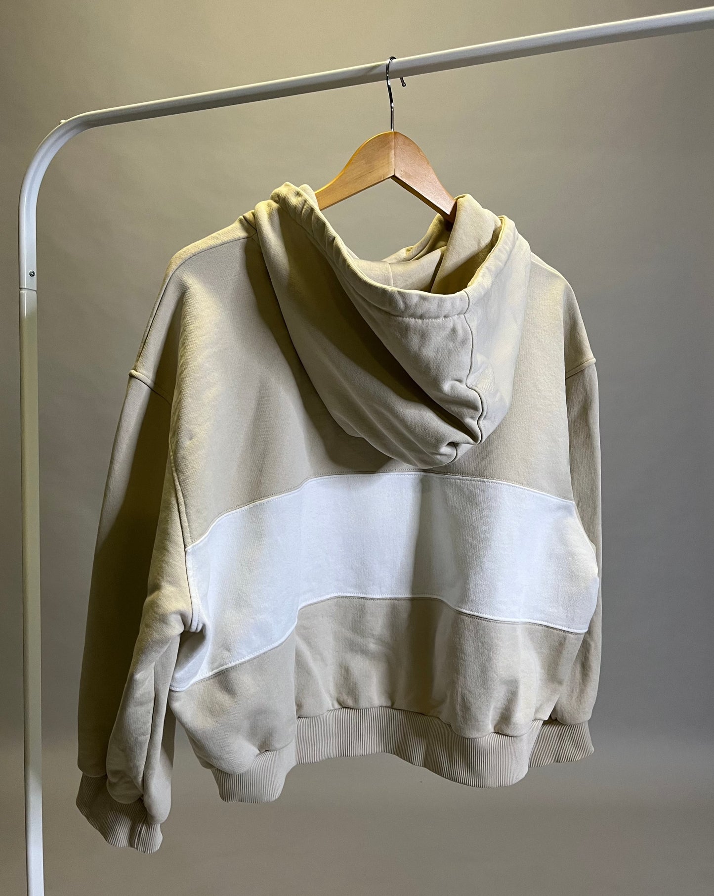 PRE-LOVED x UPCYCLING Cropped Hoodie, S