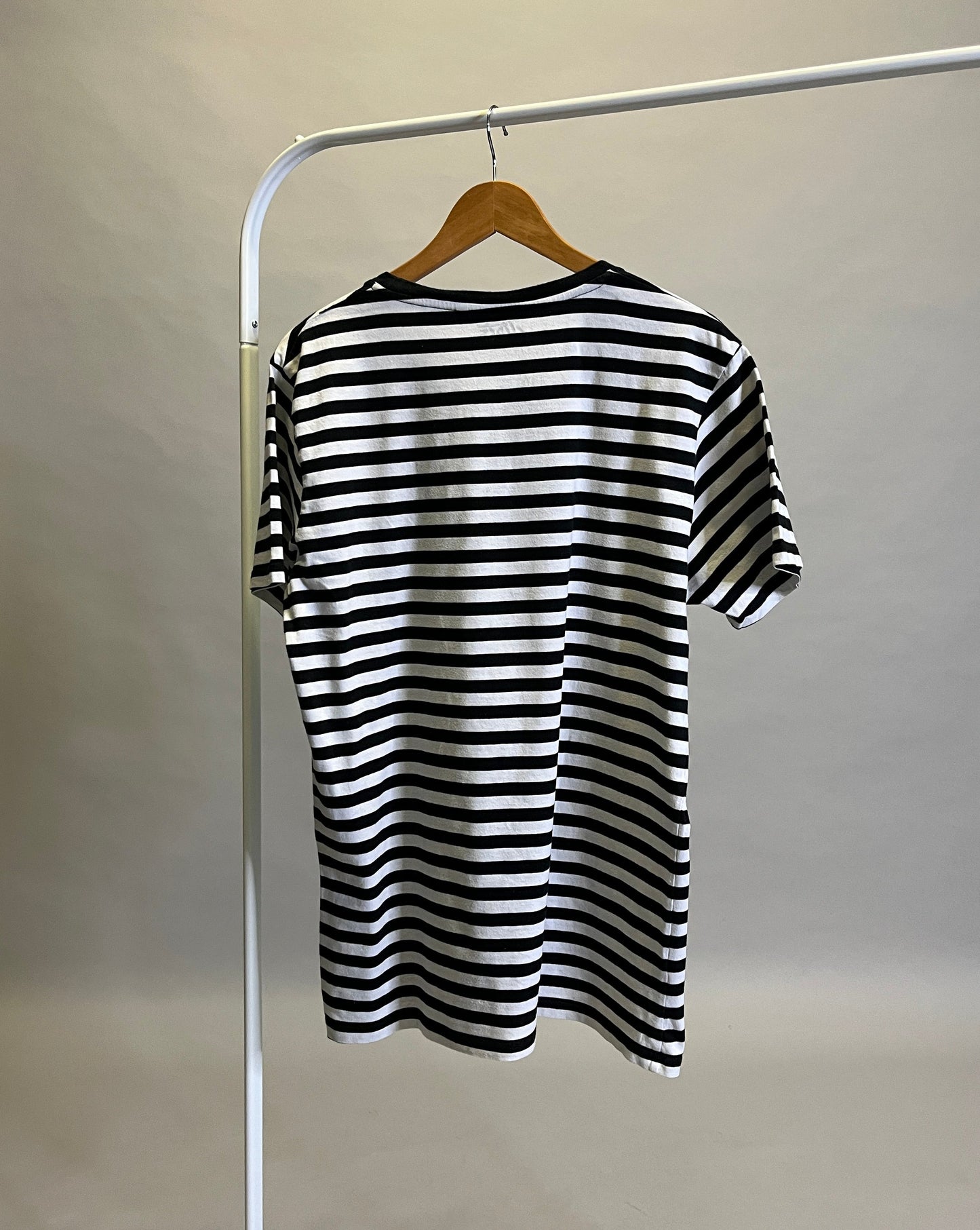 PRE-LOVED Striped T-Shirt, L