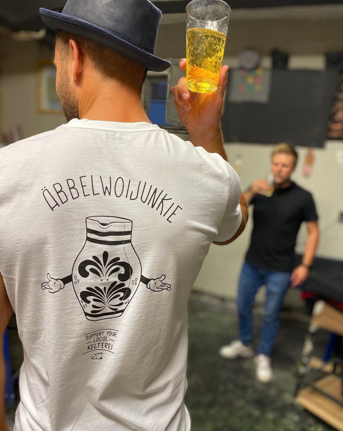 PRE-LOVED Äppelwoi T-Shirt, XL