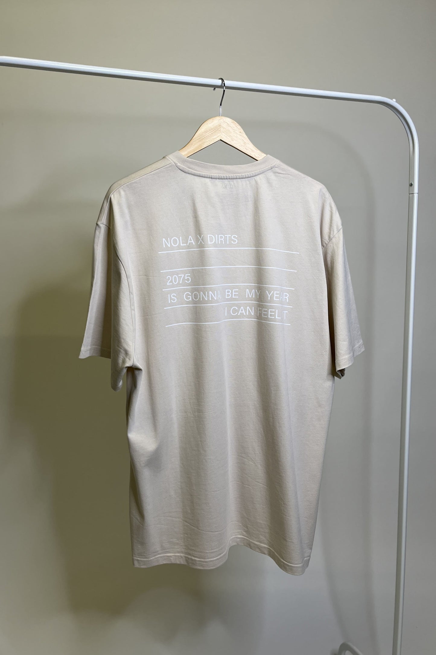 PRE-LOVED x NOLA 2075 T-Shirt OVERSIZED, XL