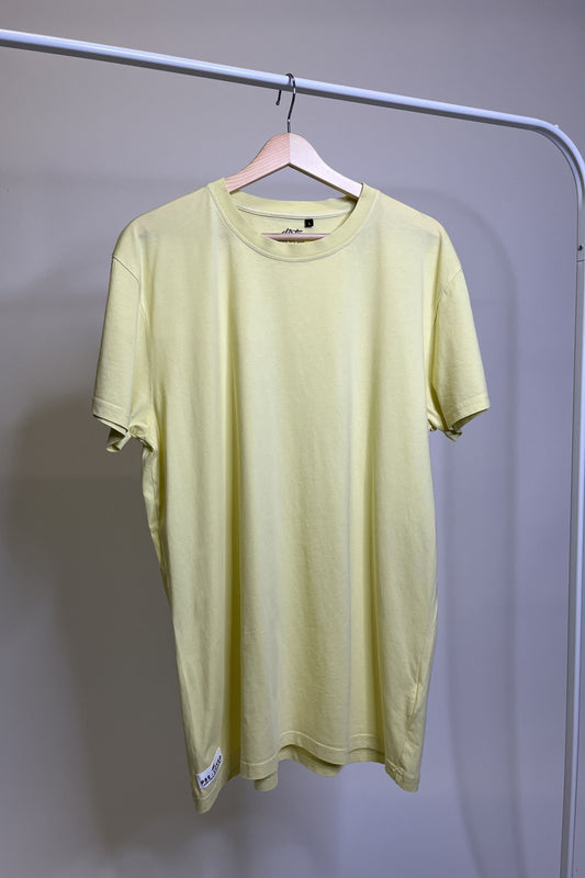 PRE-LOVED Premium Blank T-Shirt SLIM, L