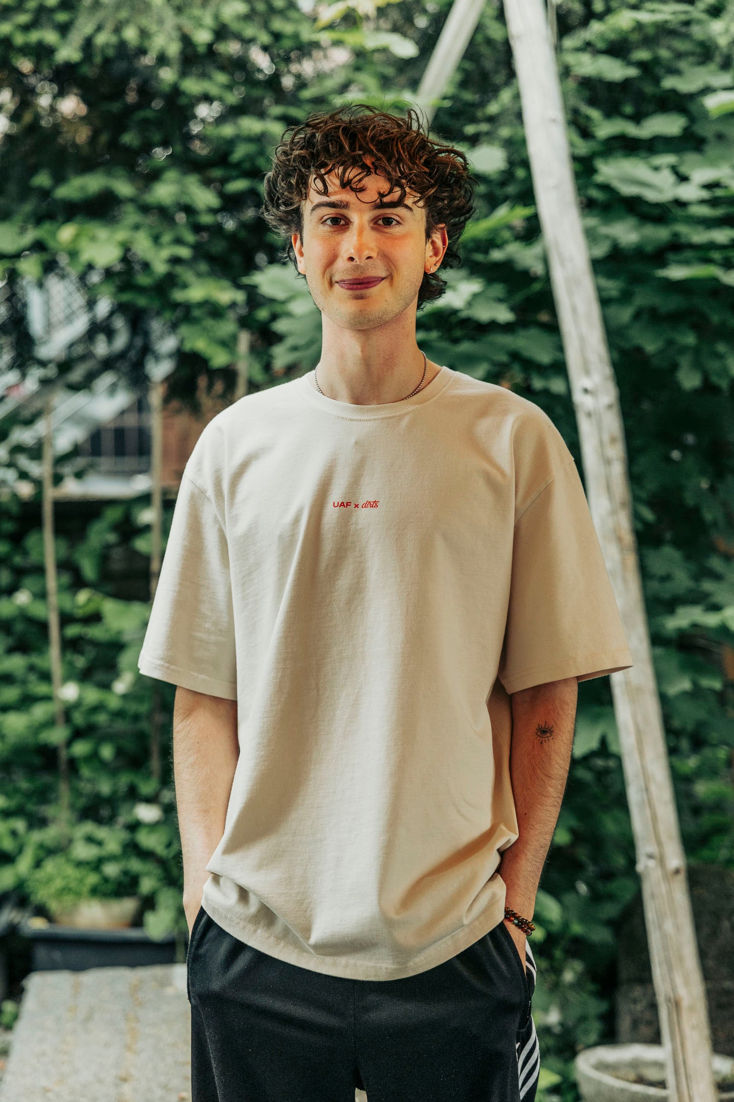 UAF x DIRTS  T-Shirt OVERSIZED