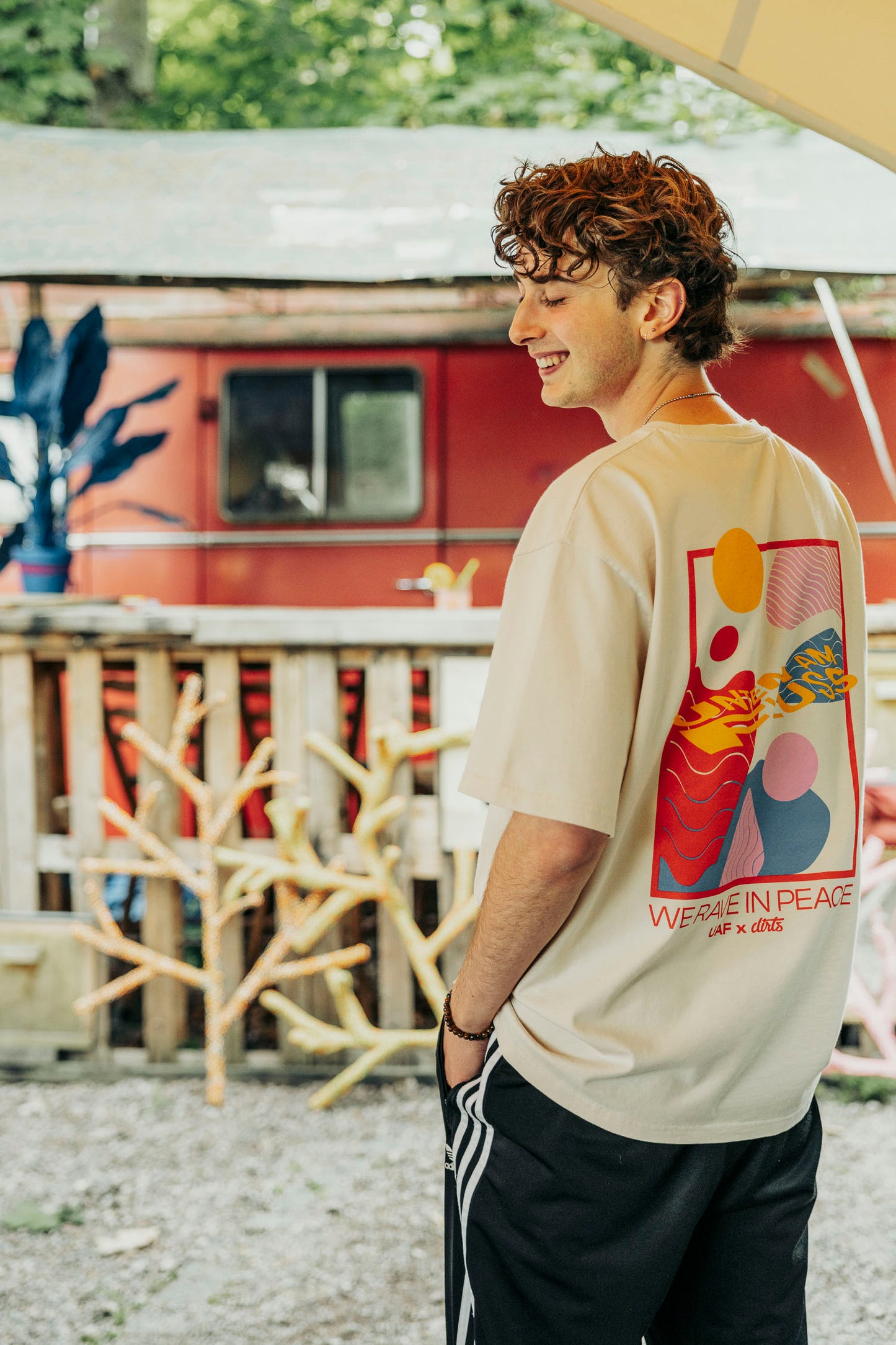 UAF x DIRTS  T-Shirt OVERSIZED