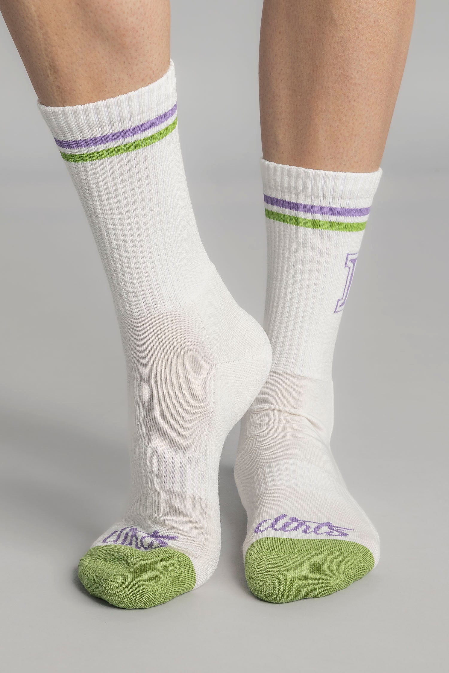 Off White / Lavender