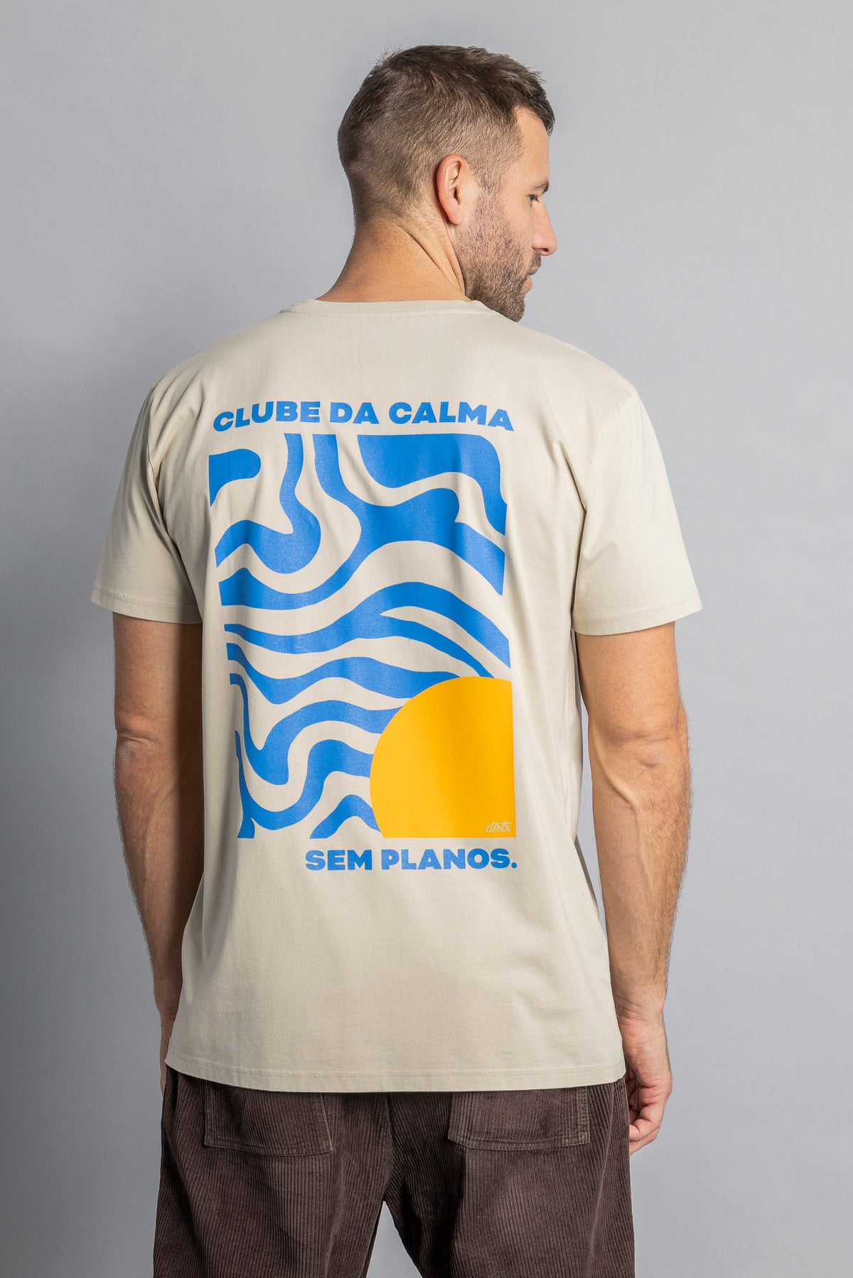 NADA URGENTE T-Shirt STANDARD