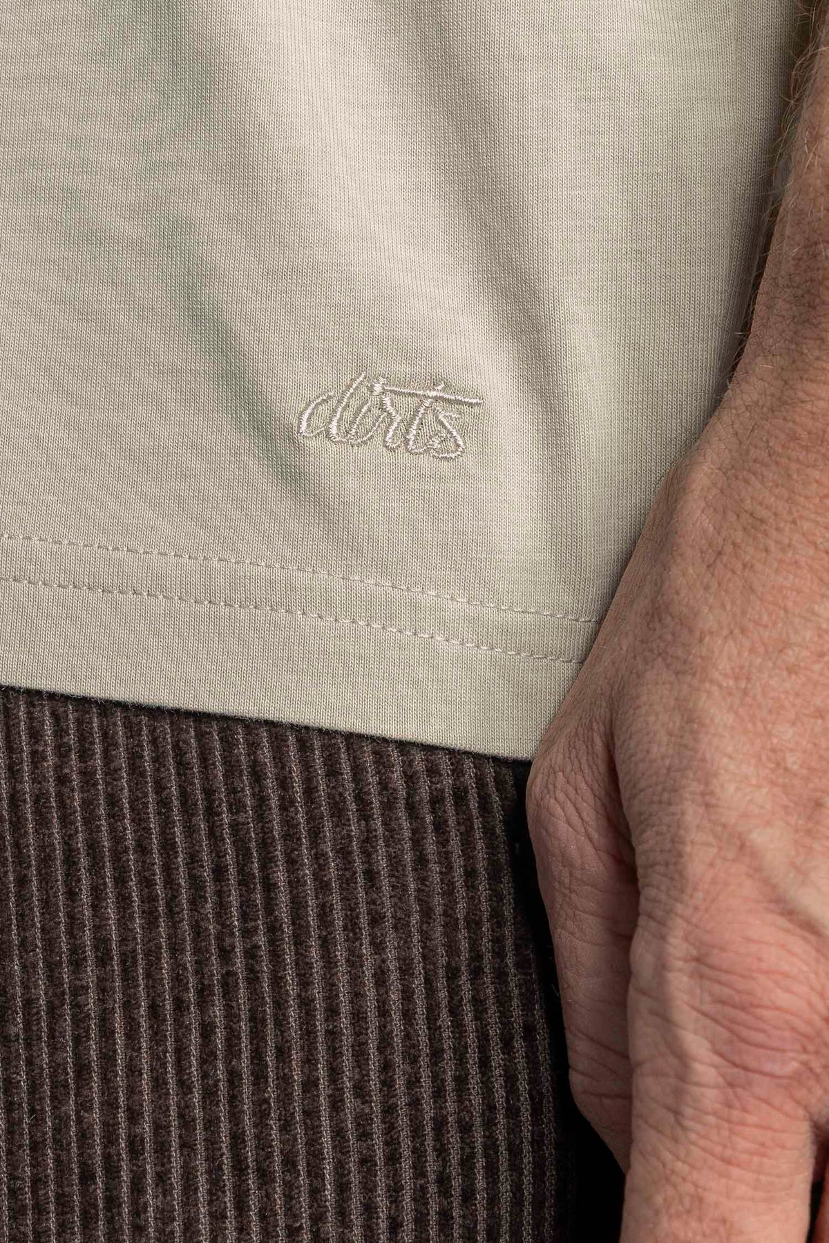 NADA URGENTE T-Shirt STANDARD