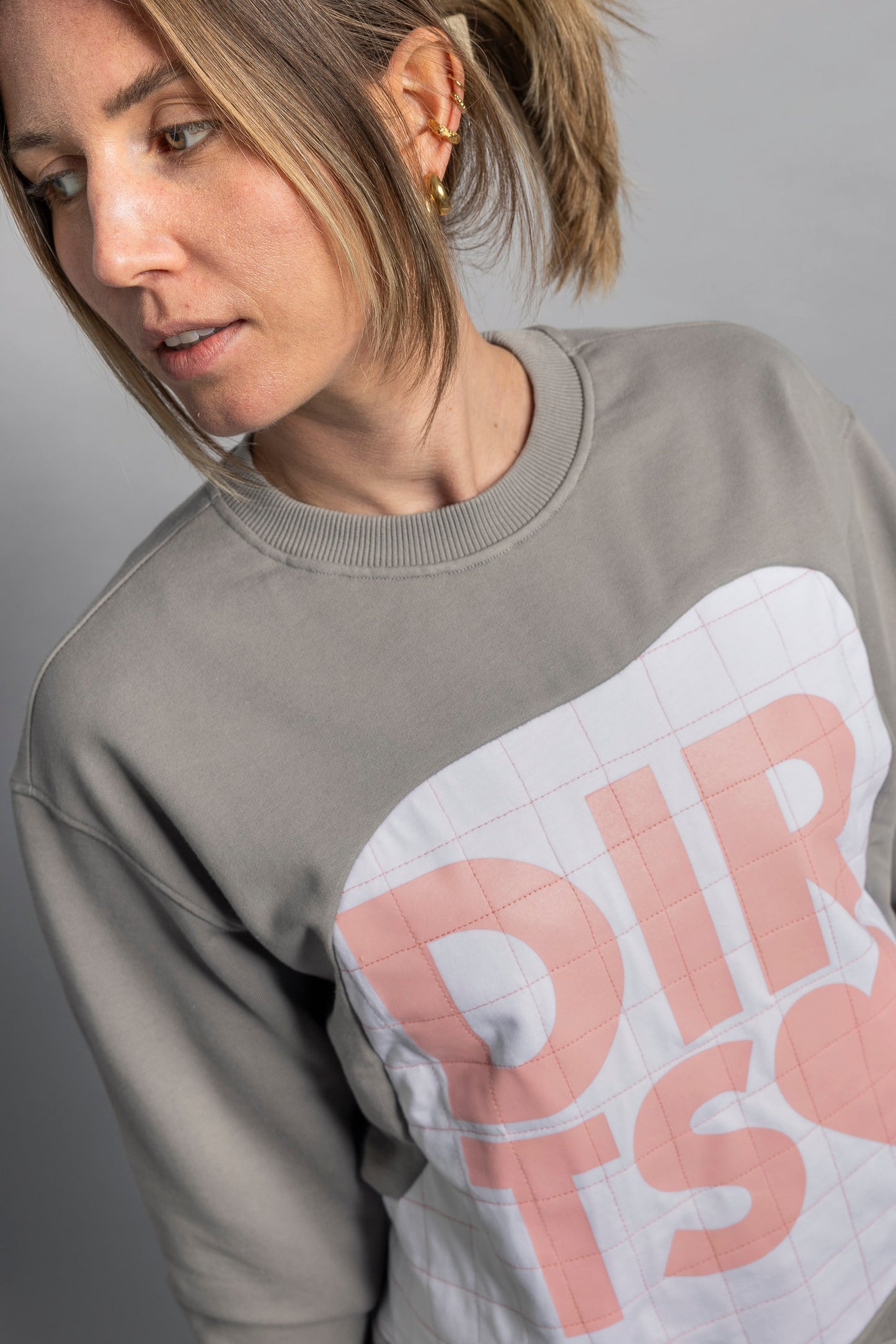 UPCYCLING Coração Crewneck