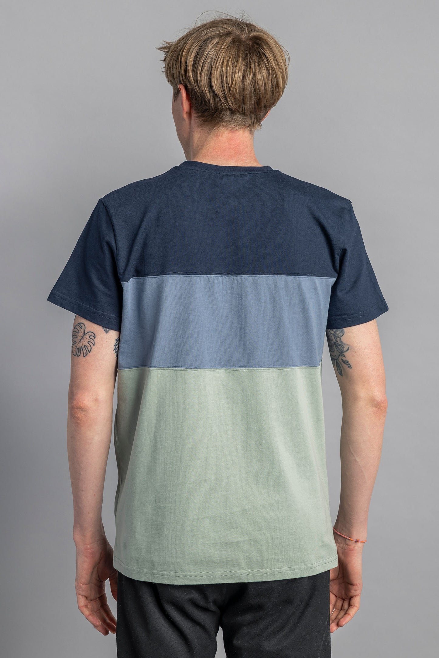 Navy / Stormy Blue / Frosted Mint
