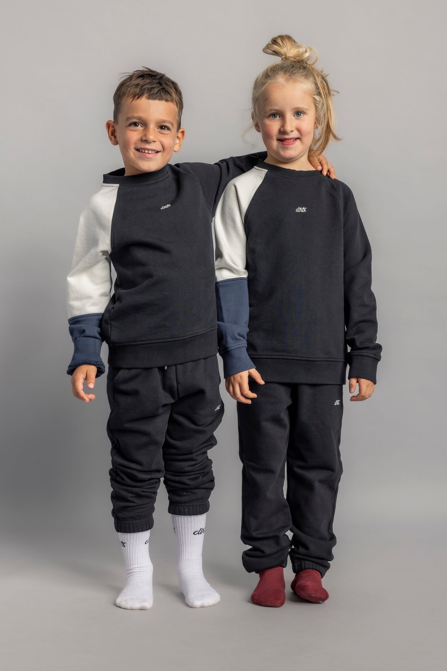 KIDS Signature Set Sweater + Sweatpants