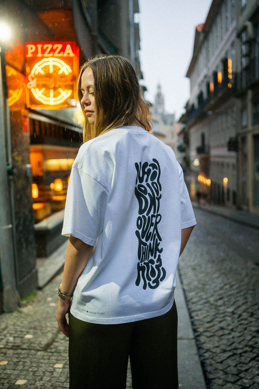 DO NOT OVERTHINK T-Shirt BOXY